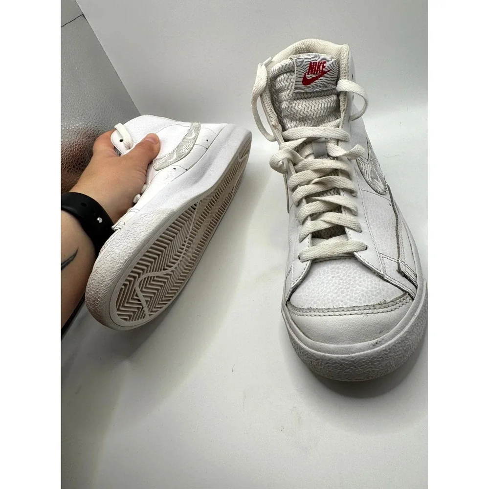 Nike Blazer Mid '77 GS White Logo Print DJ4624-100 Kids 6‎ Sneaker Leather Skate